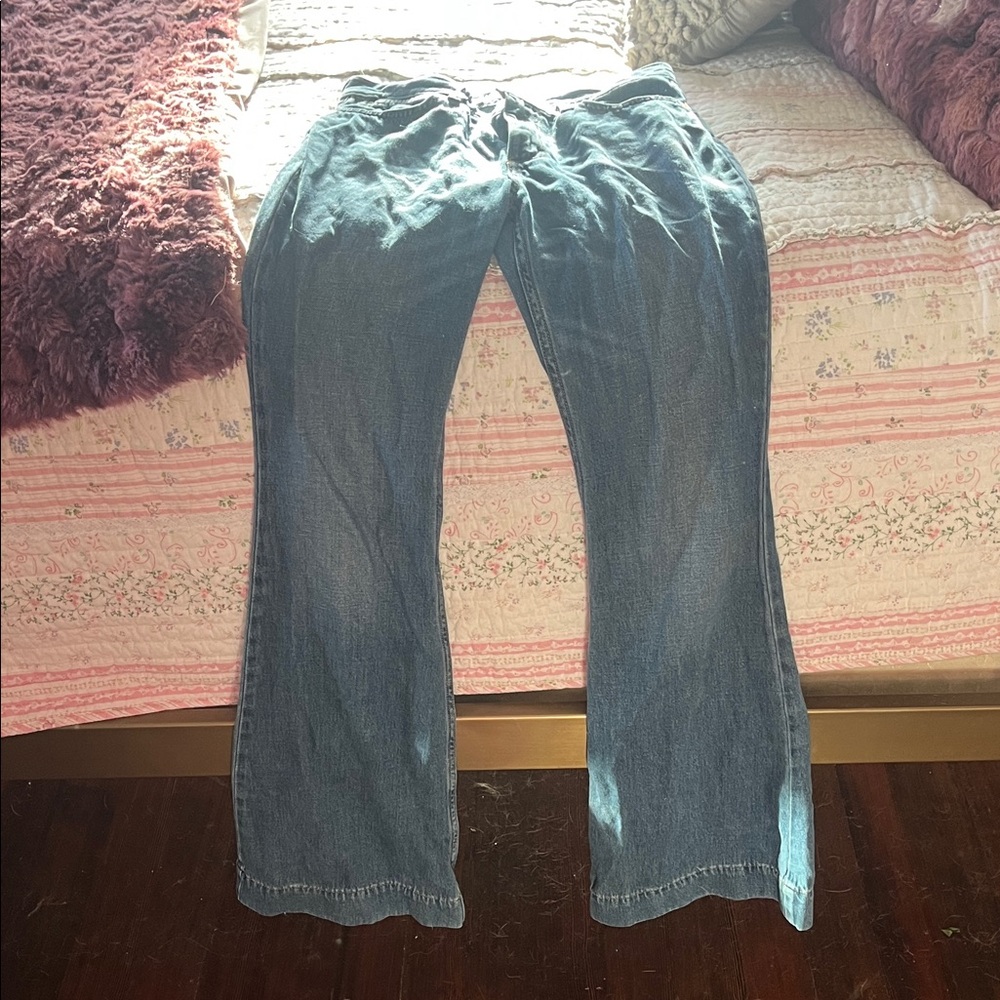 Wrangler Women's Flare Jeans in Classic Blue